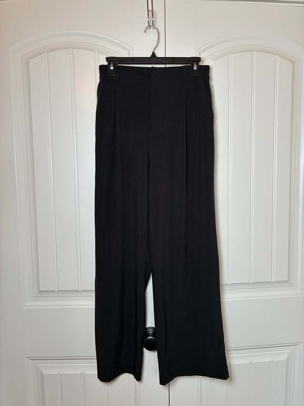 GapFit Women's Black High-Rise Pleated Wide-Leg Athletic Pants